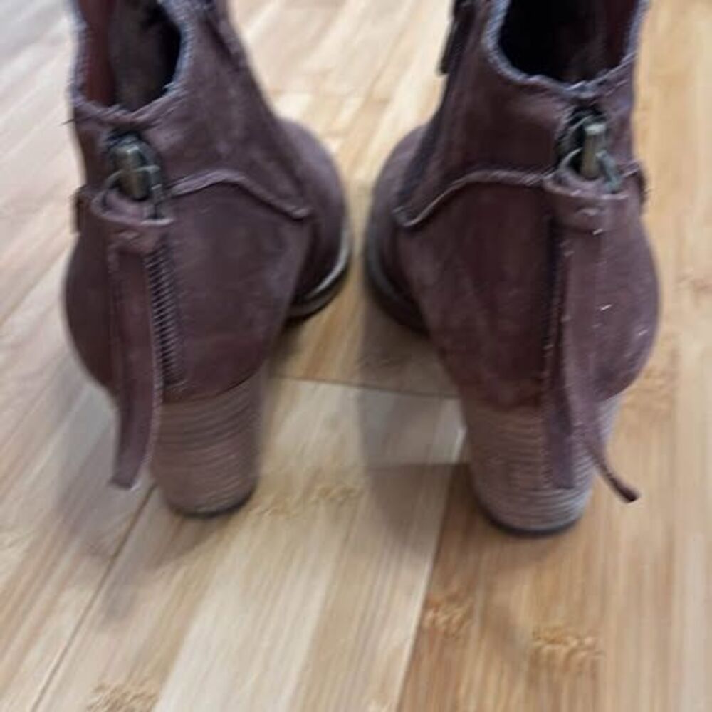 Crown Vintage Women's Leather Ankle boots Size 7M